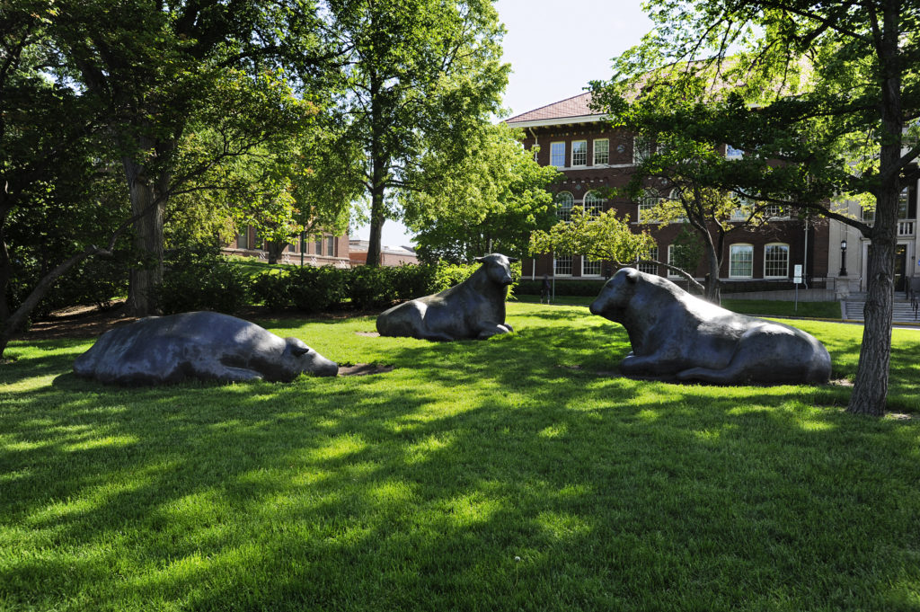 The Bulls sculpture by Peter Woytuk